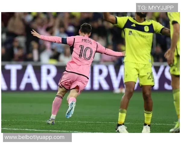 苏牙错失倒钩机会梅西越位挑射球队何时能进球